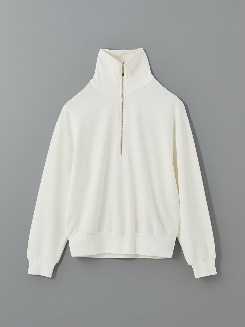 Ekru Dik Yaka Oversize Kadın Sweatshirt-4