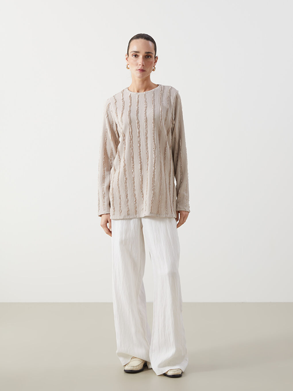 Gri Bisiklet Yaka Dokulu Kadın Tunik-1