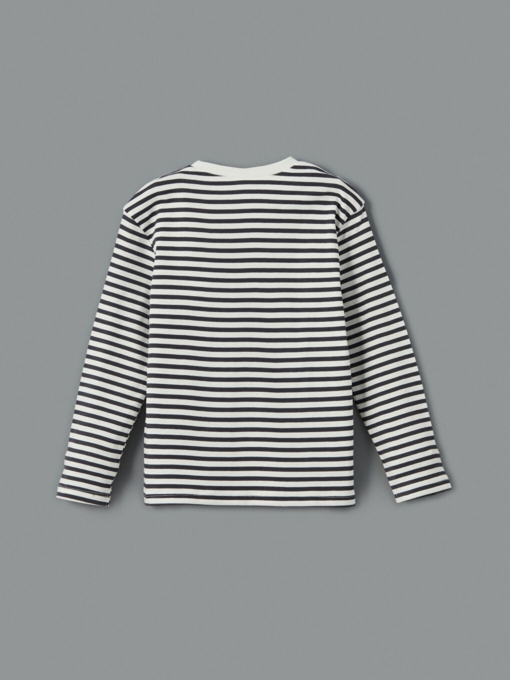 Ekru Bisiklet Yaka Çizgili Erkek Çocuk Tişört-1