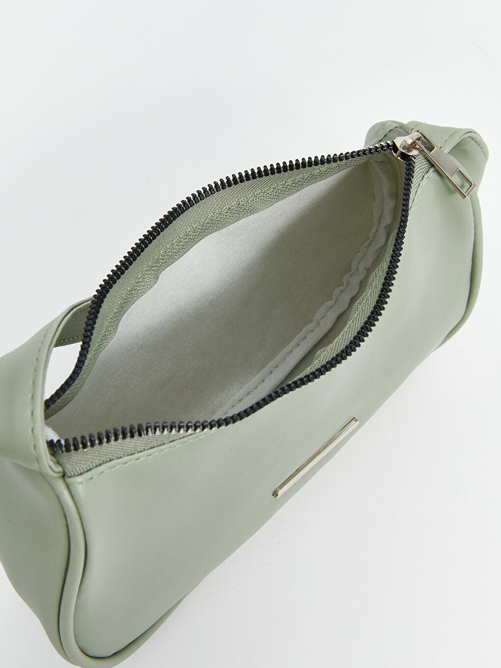 Yeşil Deri Görünümlü Kadın Baget Çanta-2