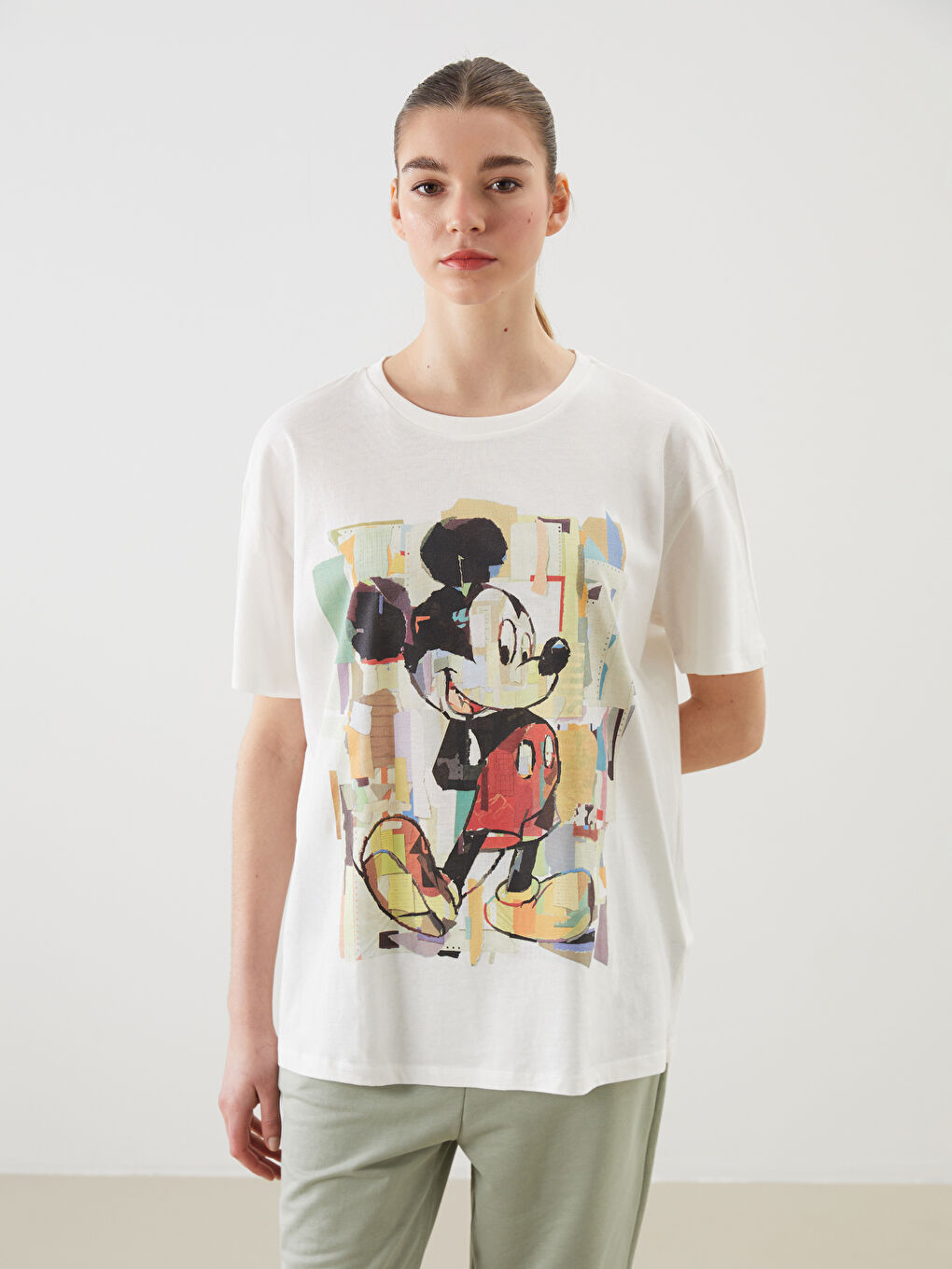 تي شيرت نساء مطبوع ميكي ماوس بكول مدور