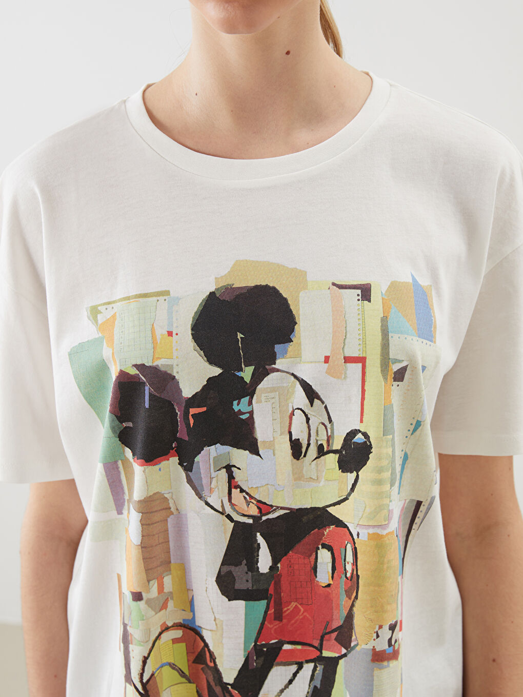 تي شيرت نساء مطبوع ميكي ماوس بكول مدور-2