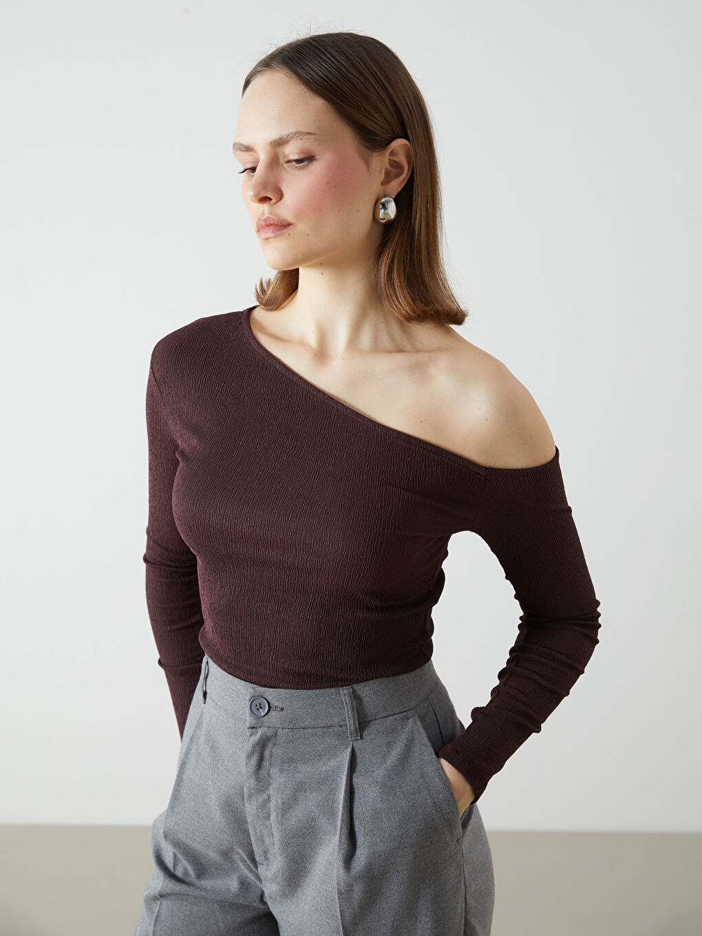 LCWAIKIKI Classic Mürdüm Kayık Yaka Kadın Body