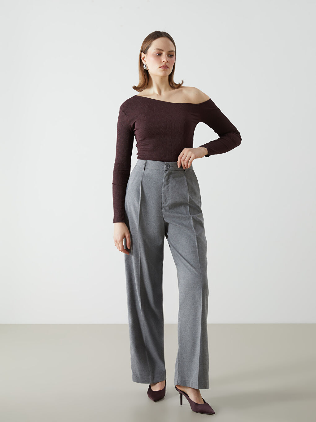LCWAIKIKI Classic Mürdüm Kayık Yaka Kadın Body - 1