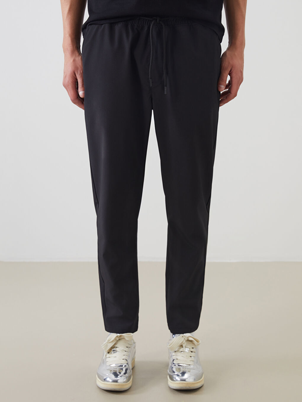 Siyah Standart Kalıp Gabardin Erkek Pantolon-1