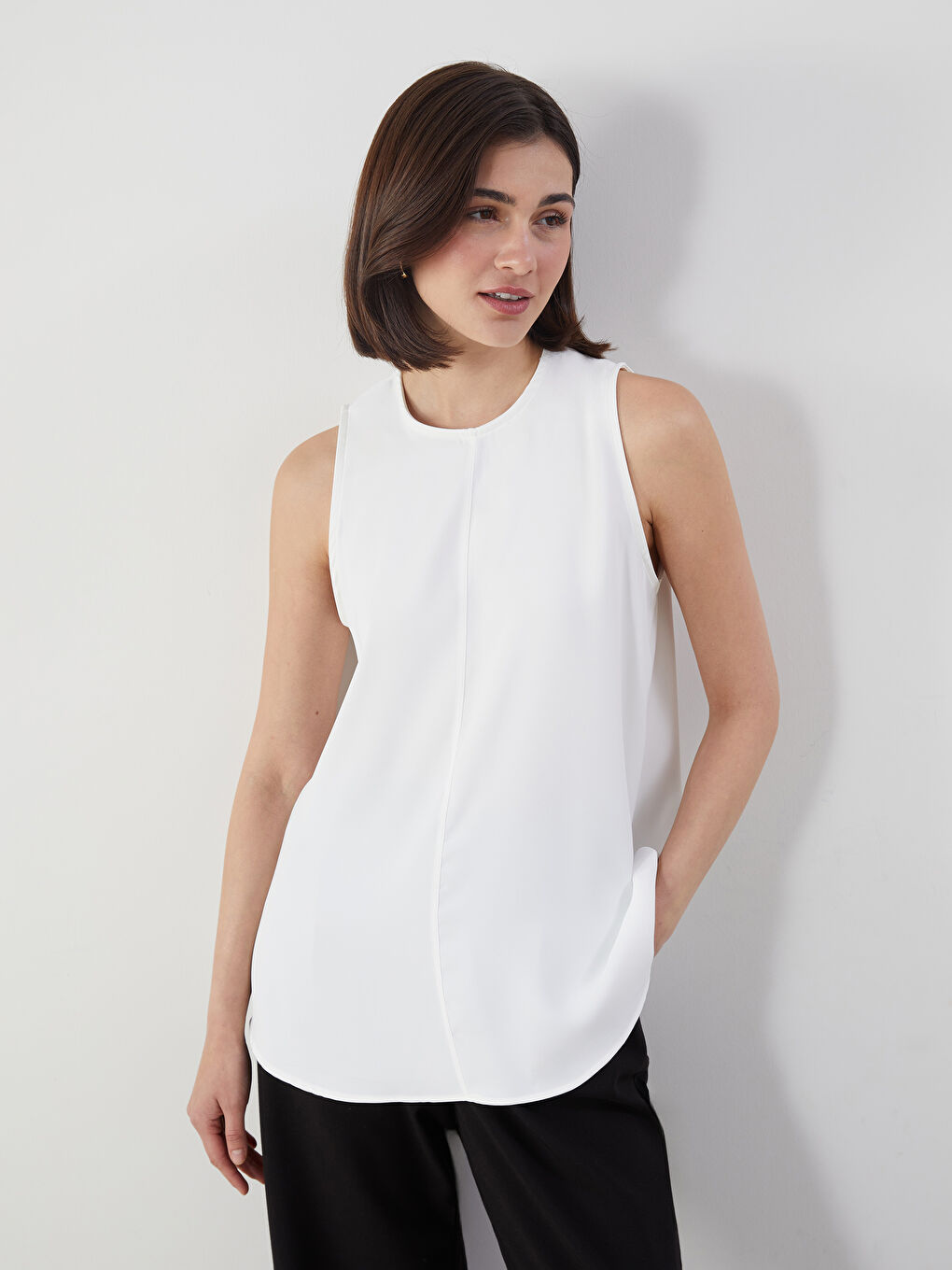 Ekru Bisiklet Yaka Kadın Bluz