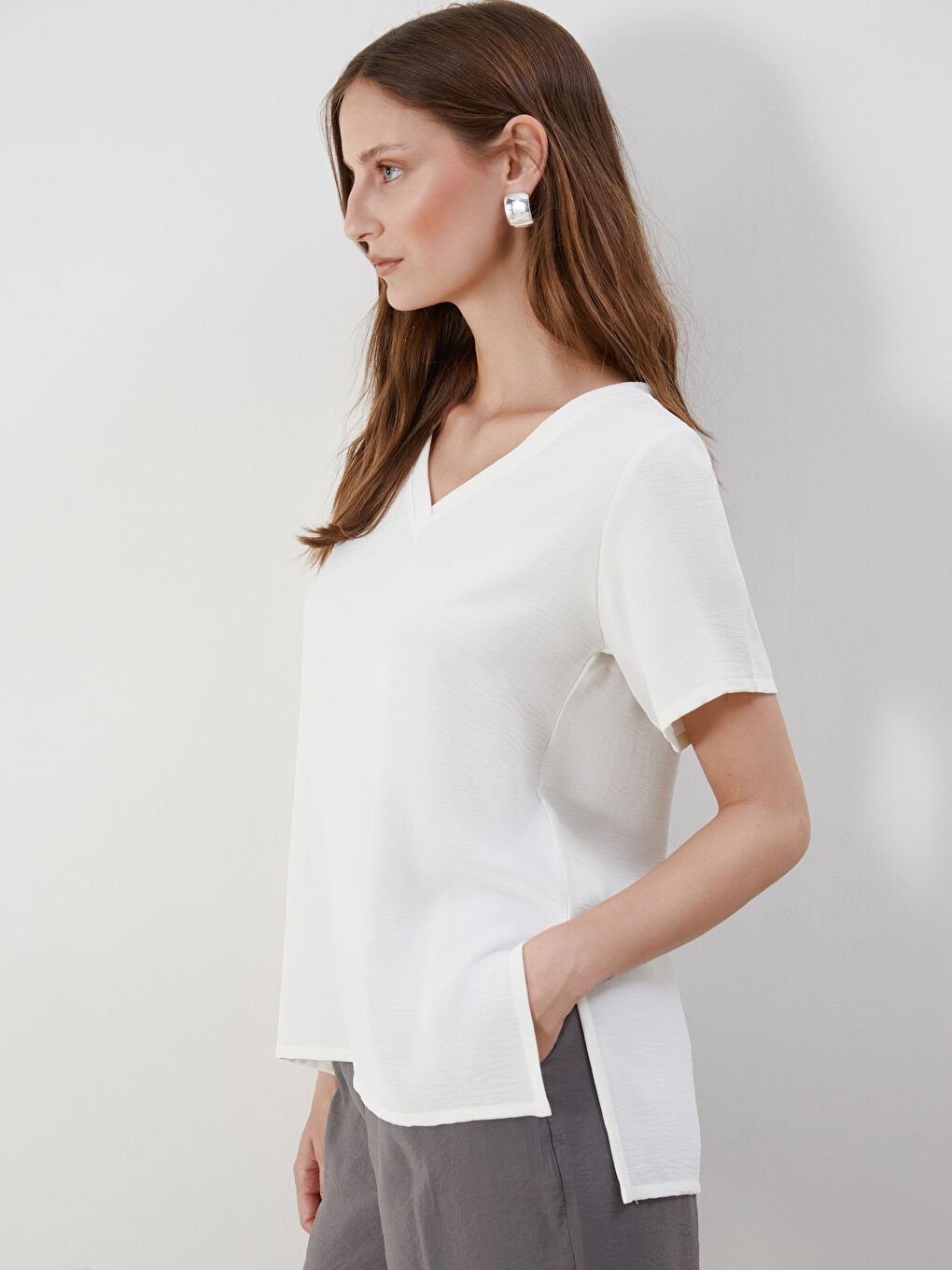 LCWAIKIKI Classic Woman ECRU Blouse -S5LP57Z8-FEW