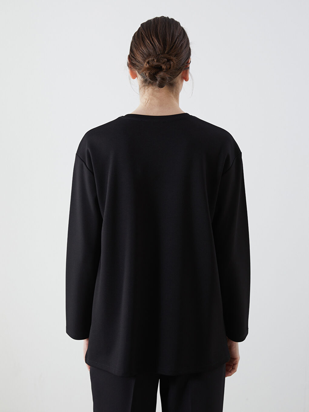 Siyah Bisiklet Yaka Kurdele Baskılı Kadın Tunik-3