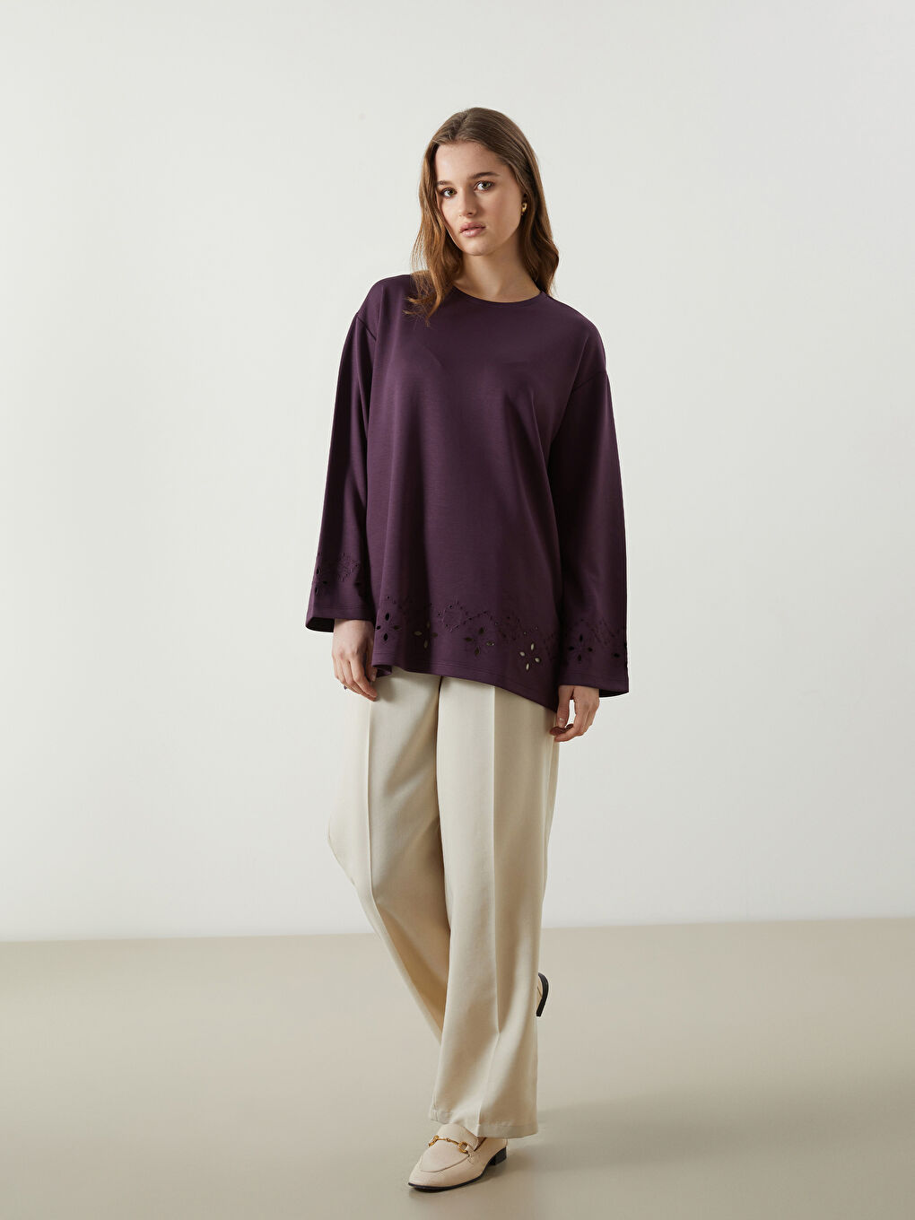 Mürdüm Bisiklet Yaka Nakışlı Kadın Tunik-1