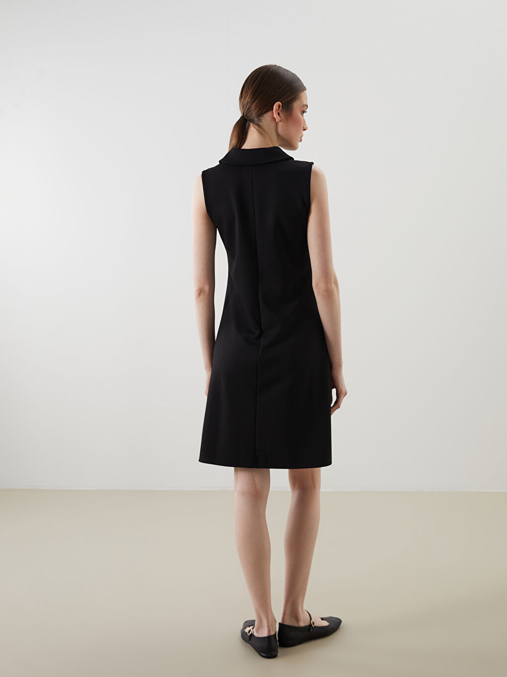 Siyah Polo Yaka A Kesim Elbise-3