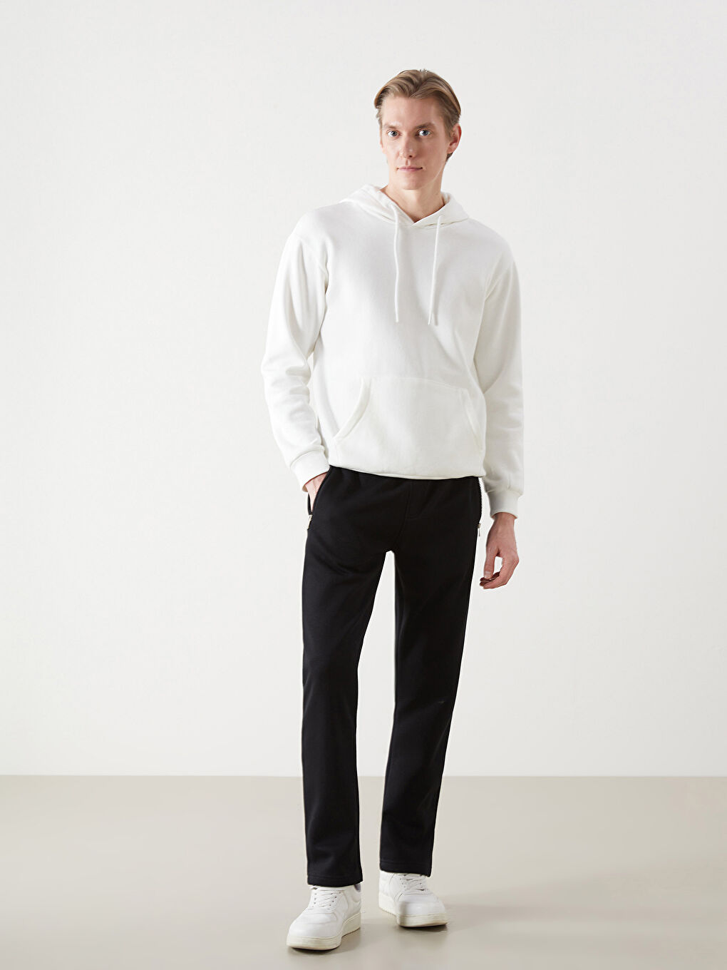 Standard Fit Men's Sweatpants