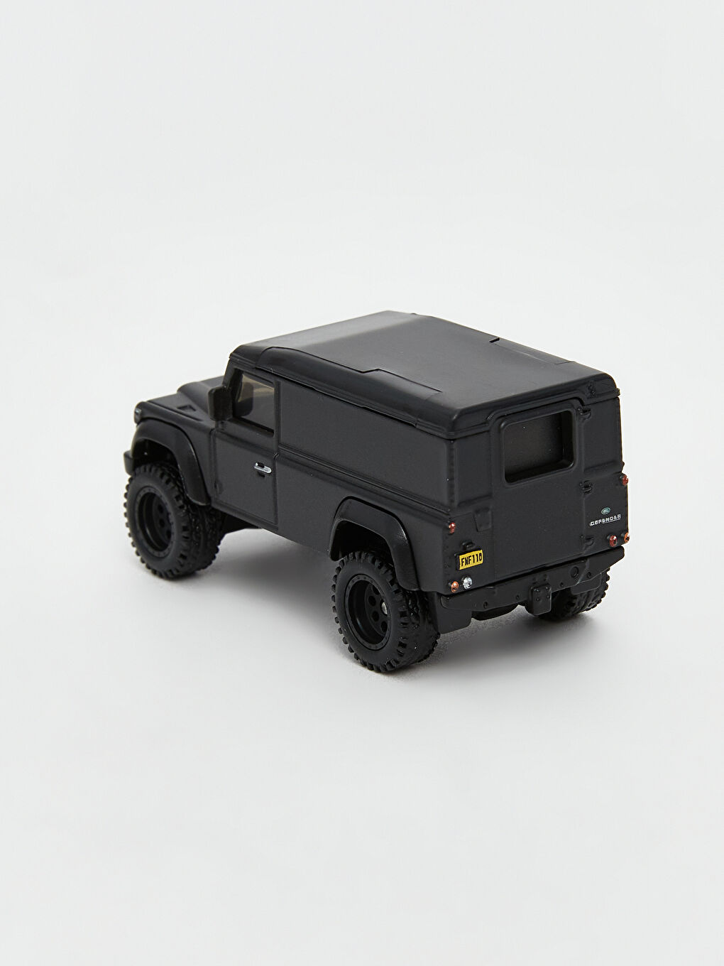 Land Rover Defender Oyuncak Araba HNW46-2