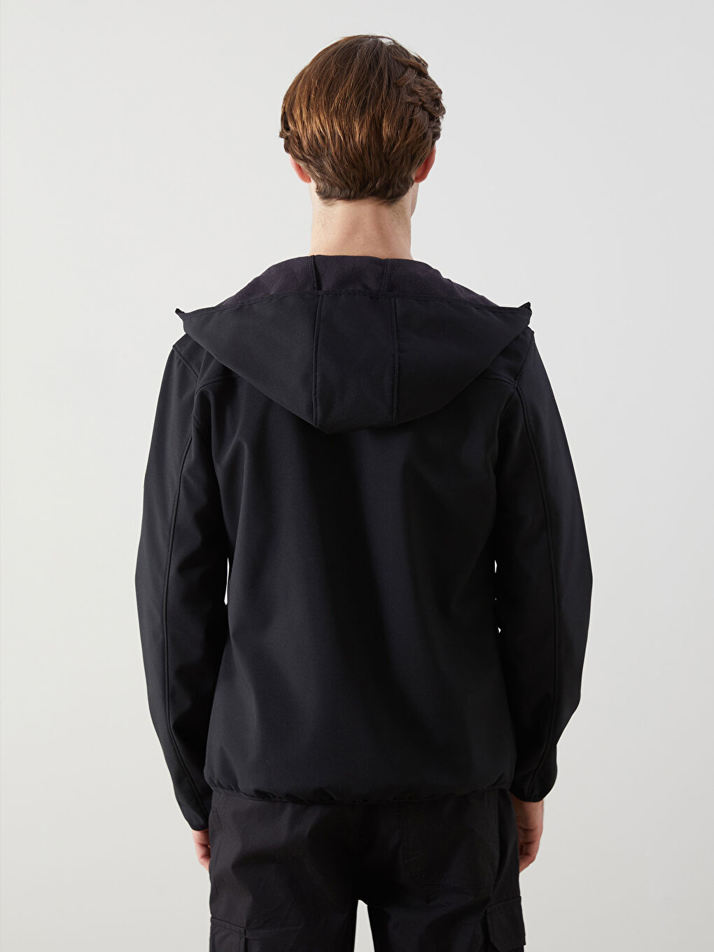 Siyah Standart Kalıp Kapüşonlu Erkek Mont-4