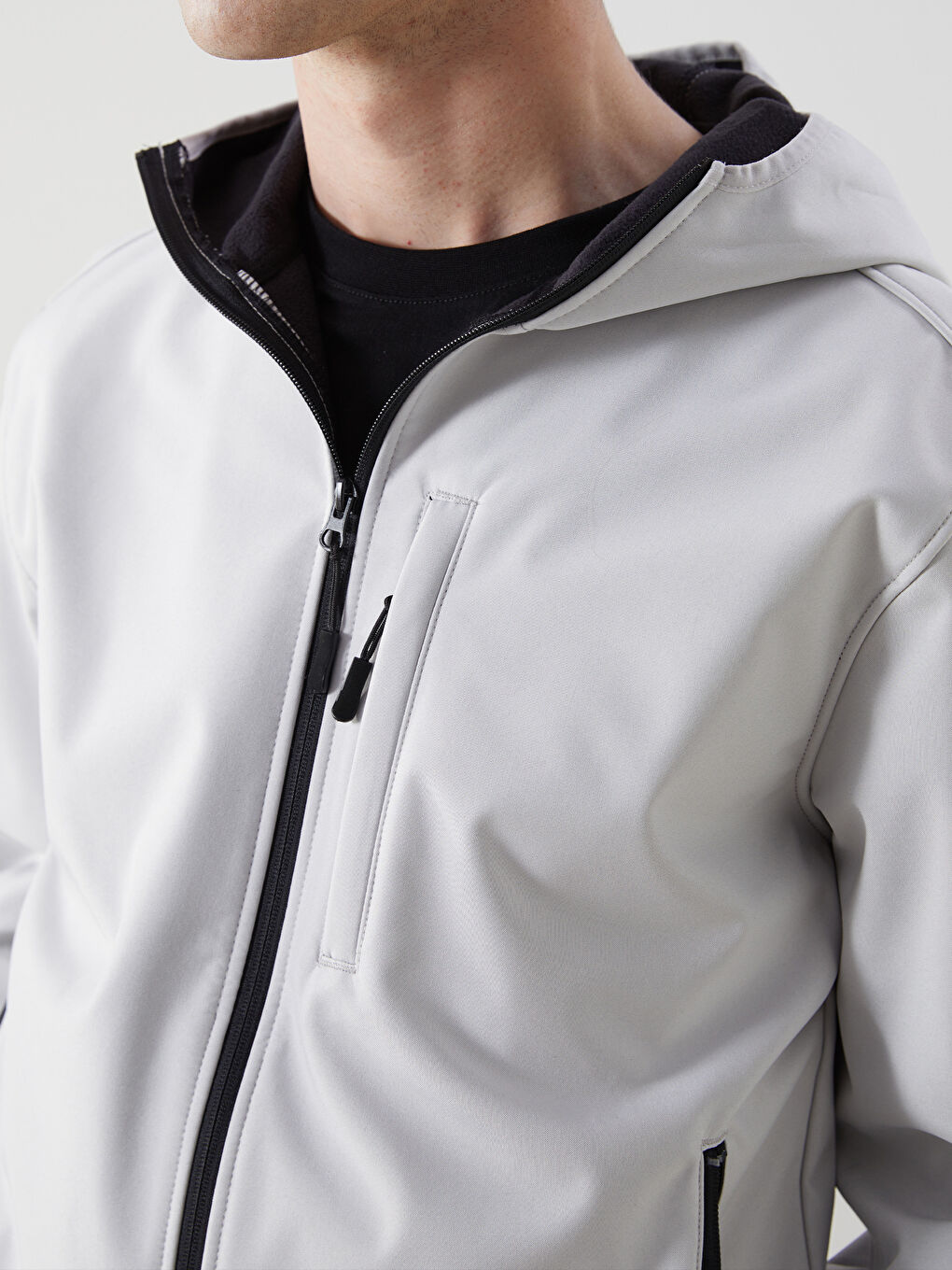 Gri Standart Kalıp Kapüşonlu Erkek Mont-2