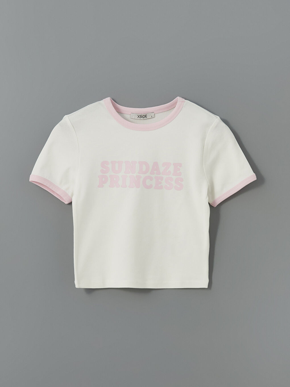 Ekru Bisiklet Yaka Baskılı Kadın Crop-4