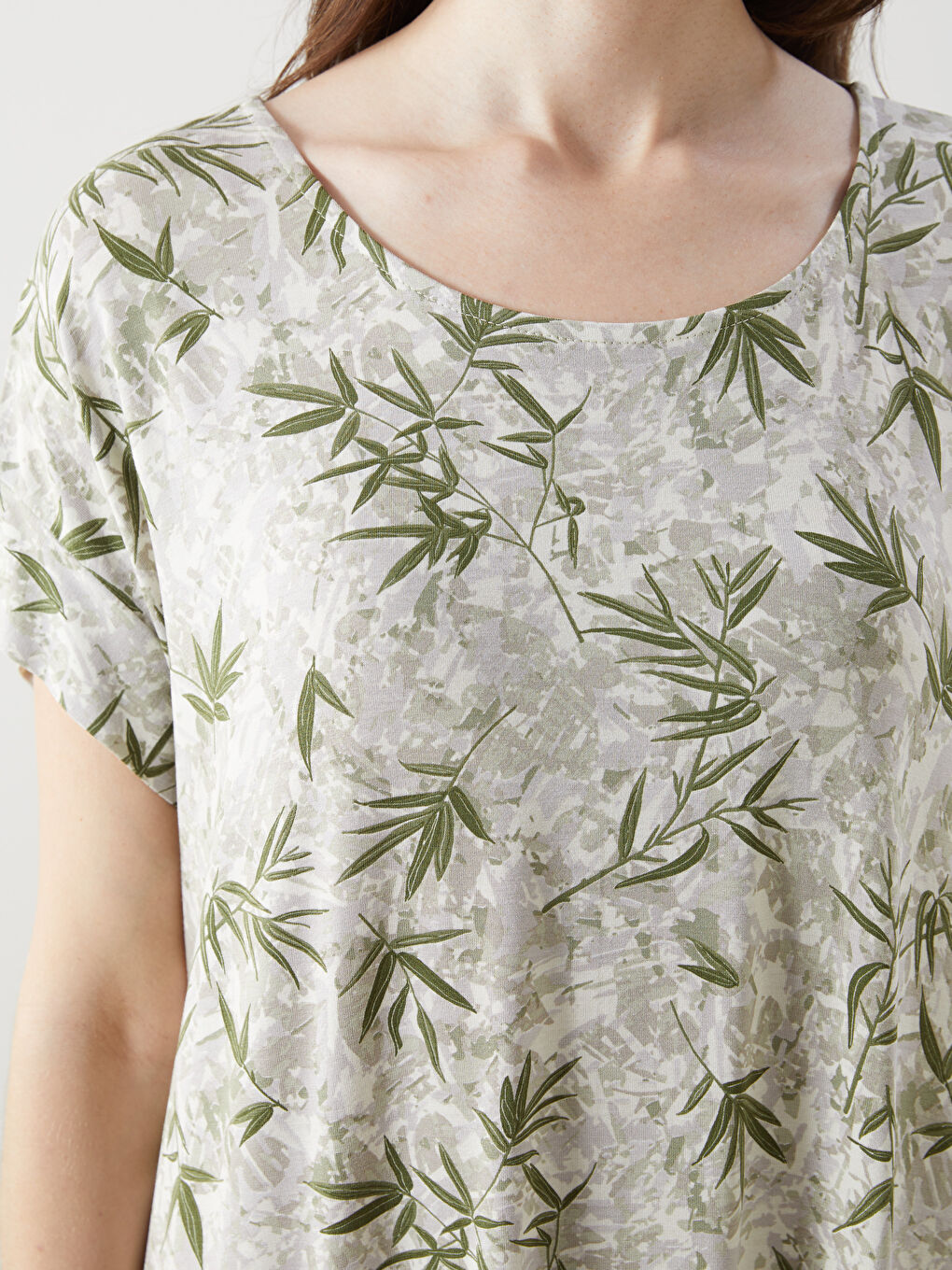 Yeşil Büyük Beden Bisiklet Yaka Çiçekli Elbise-2