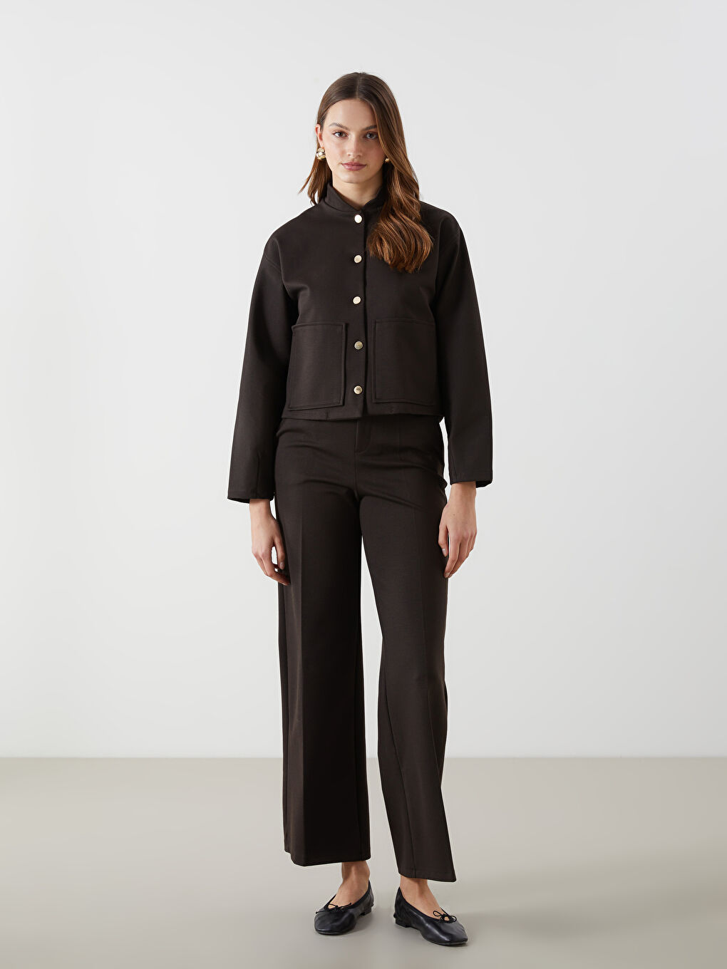 Kahverengi Dik Yaka Kadın Ceket-1