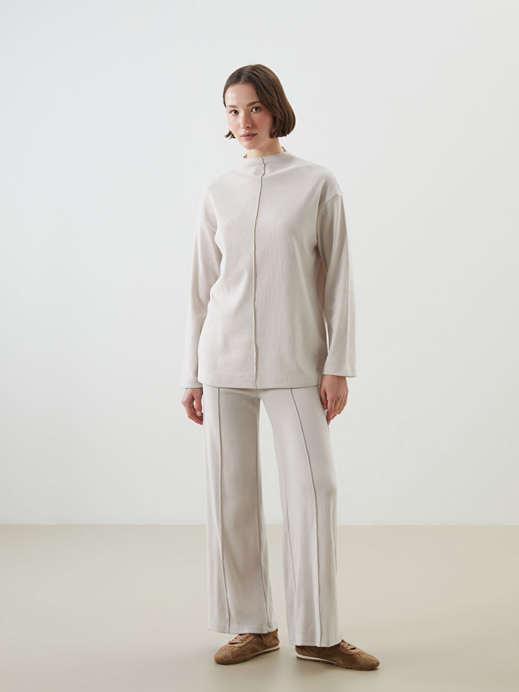 Kahverengi Dik Yaka Kadın Tunik-1