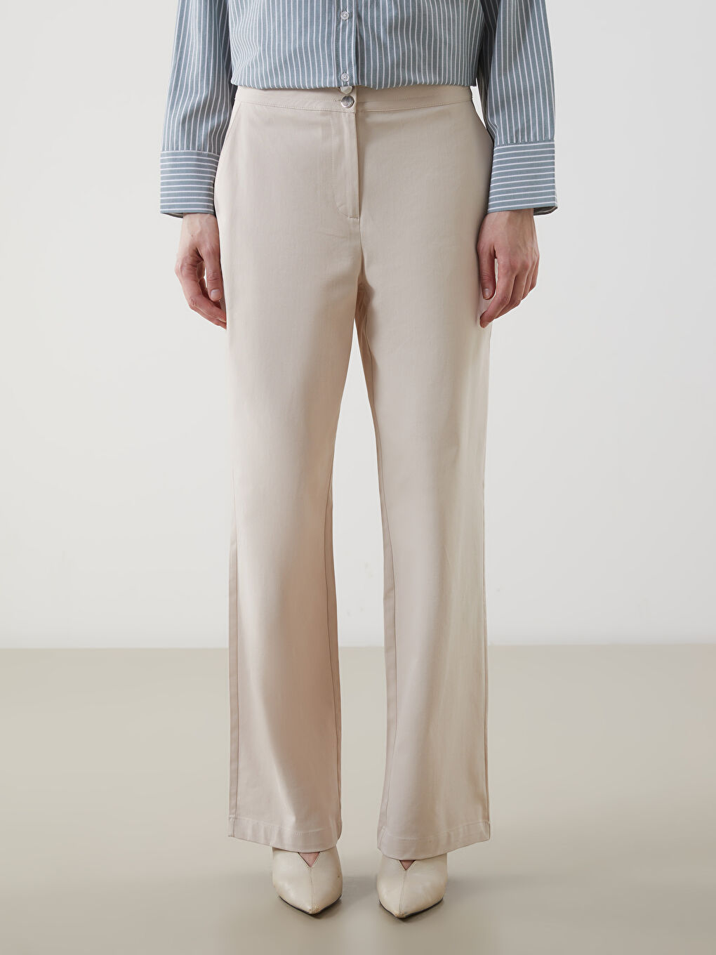 Ekru Loose Fit Gabardin Kadın Pantolon-1