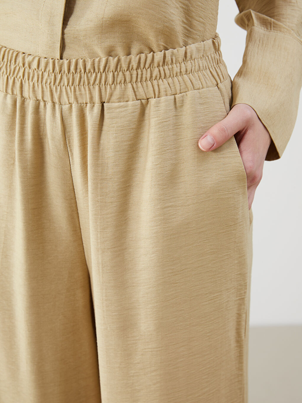 Haki Beli Lastikli Modal Karışımlı Kadın Pantolon-3