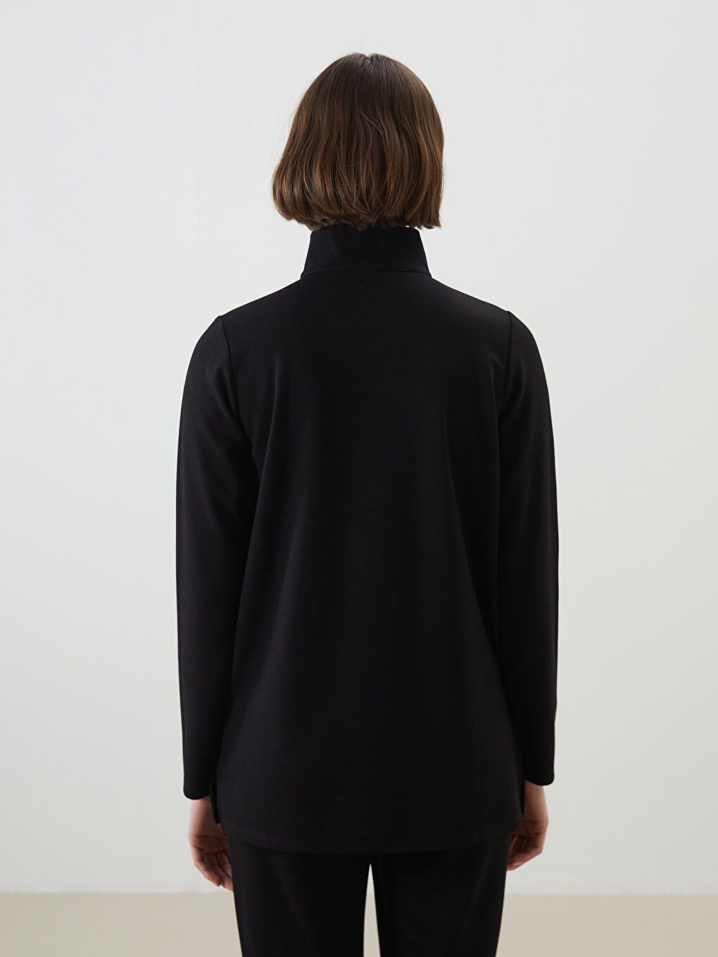 Siyah Dik Yaka Kadın Tunik-3