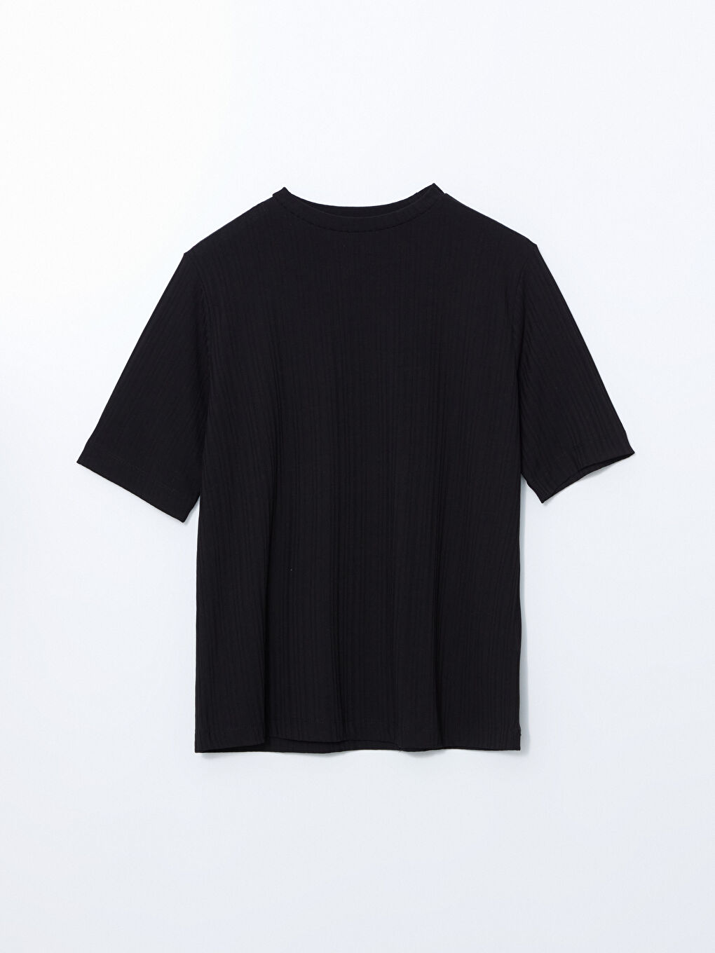 Siyah Bisiklet Yaka Oversize Kadın Tişört-4