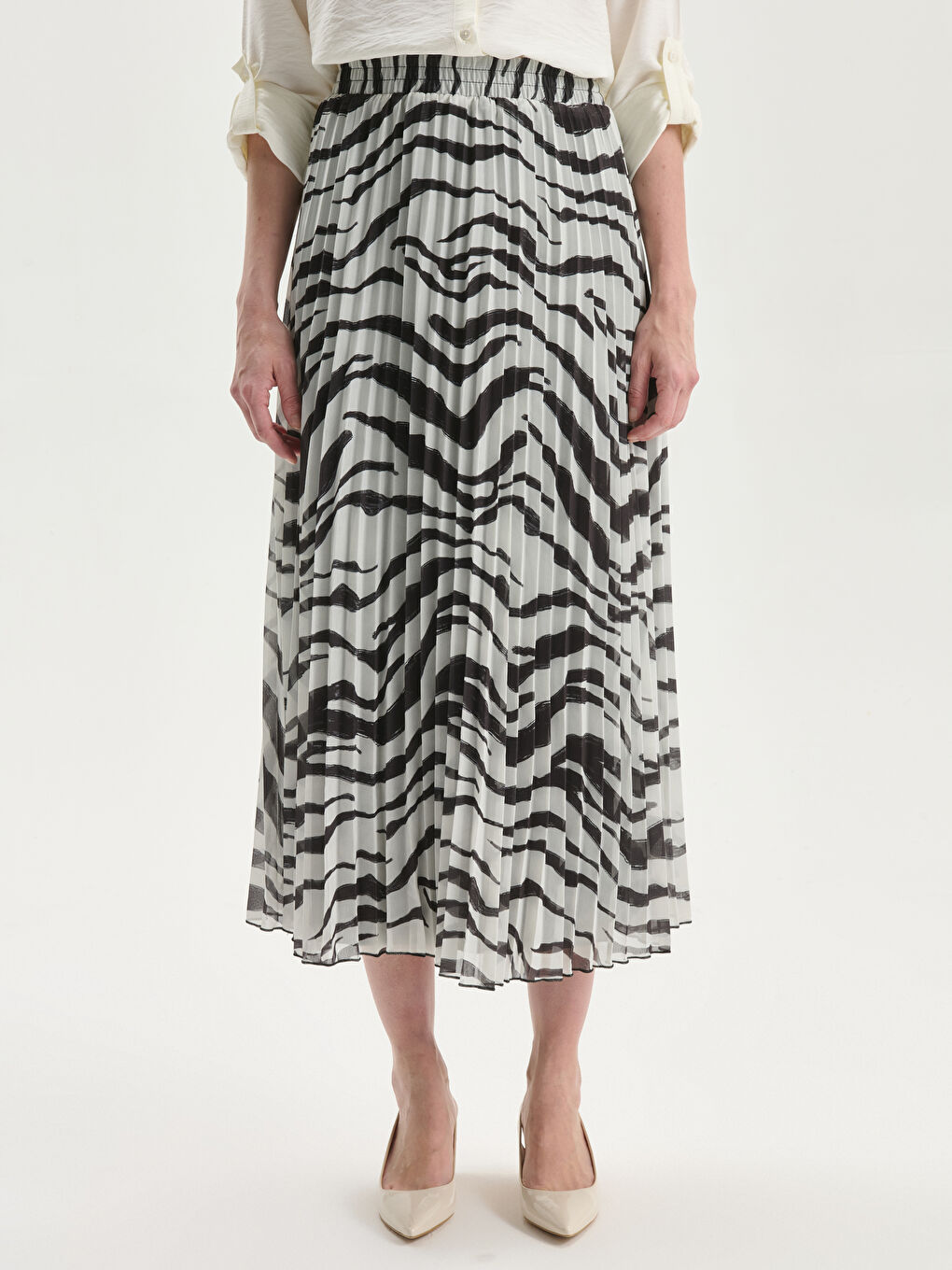 LCWAIKIKI Classic Elasticated Waist Patterned Chiffon Pleated Skirt -S5LY13Z8-LQJ