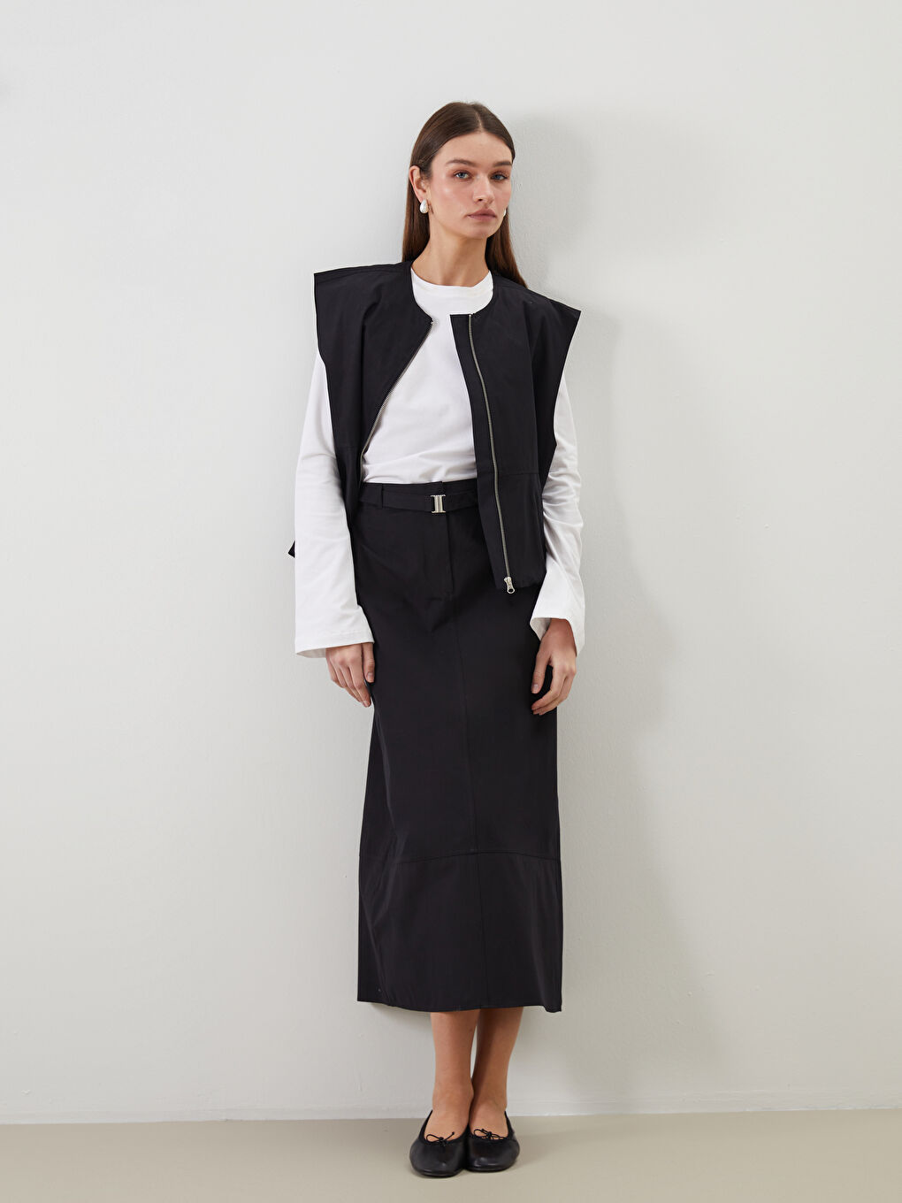 LCW Modest Siyah Beli Kemerli Dar Fit Kadın Etek