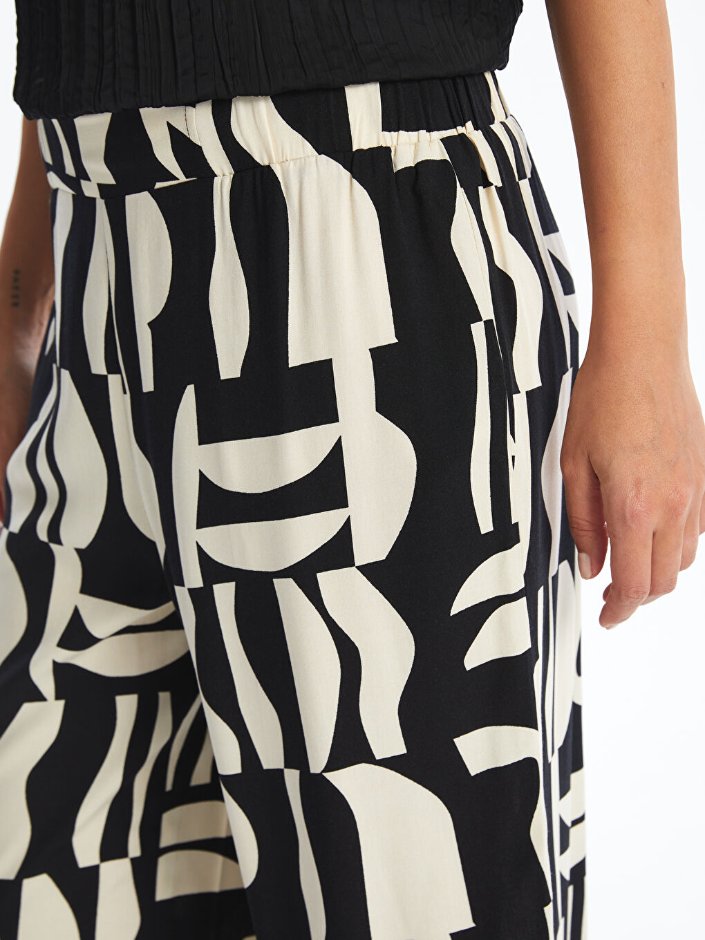 Elasticated Waist Patterned Wide Leg Women's Trousers-2