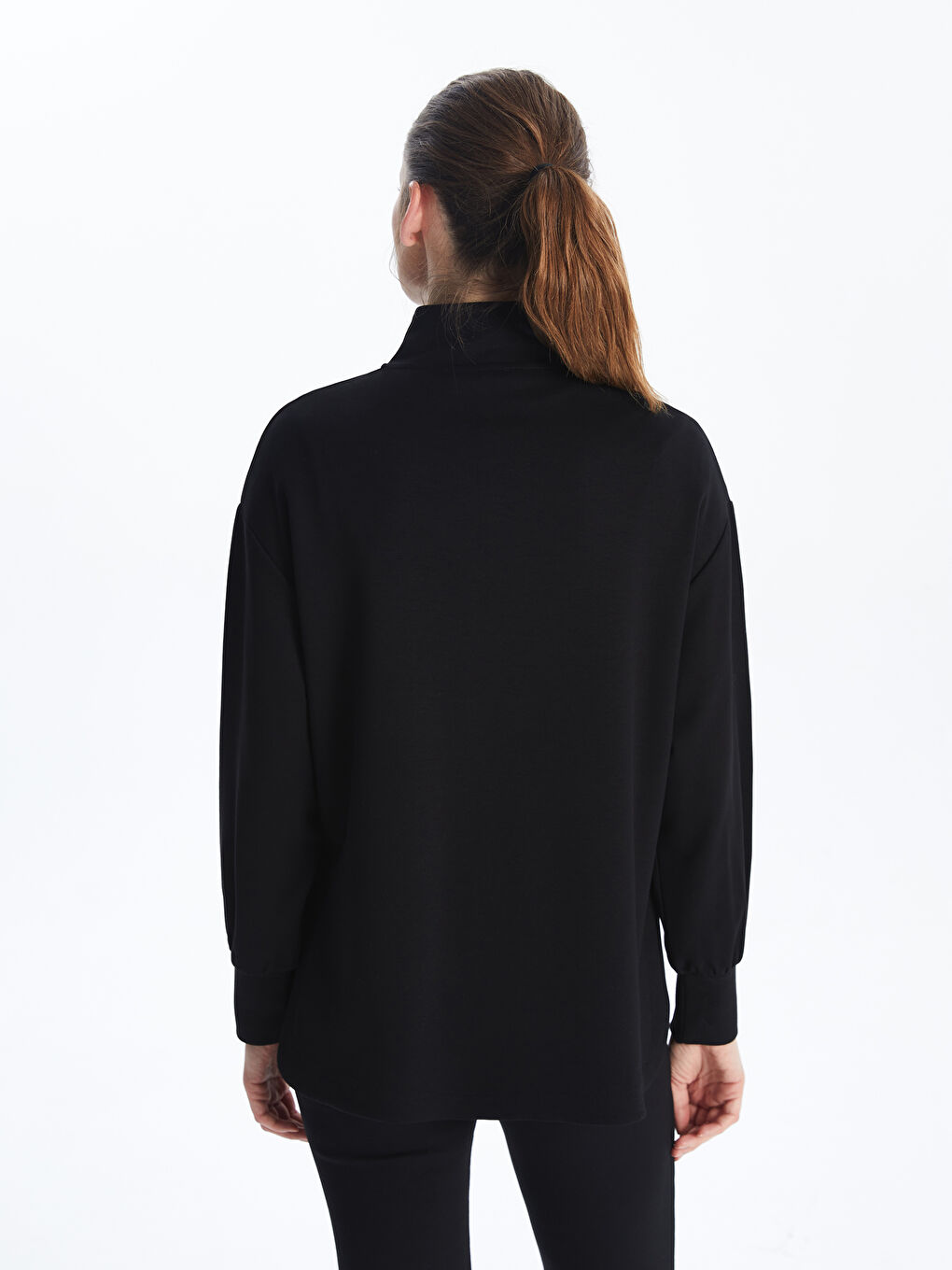 تیشێرت ڕه‌ش ئافرەت -S5M019Z8-CVL