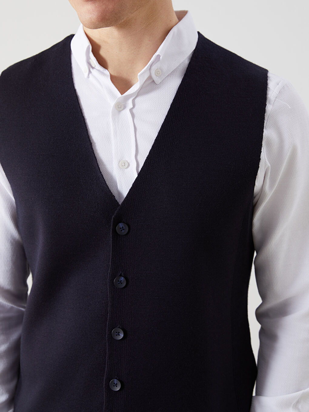 Regular Fit V Neck Men's Knitwear Waistcoat-2