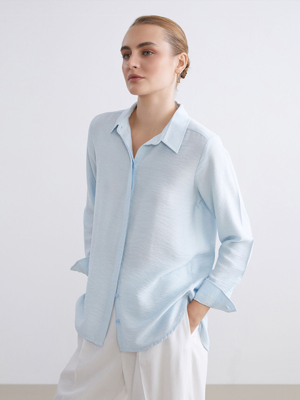 Karışık Kaçık Yaka Çiçekli Bluz