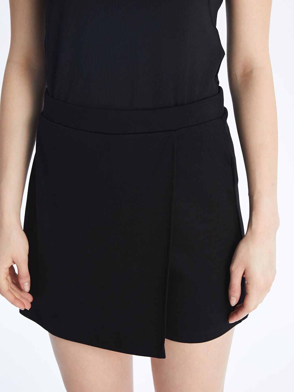 Siyah Beli Lastikli Kadın Spor Şort Etek-2