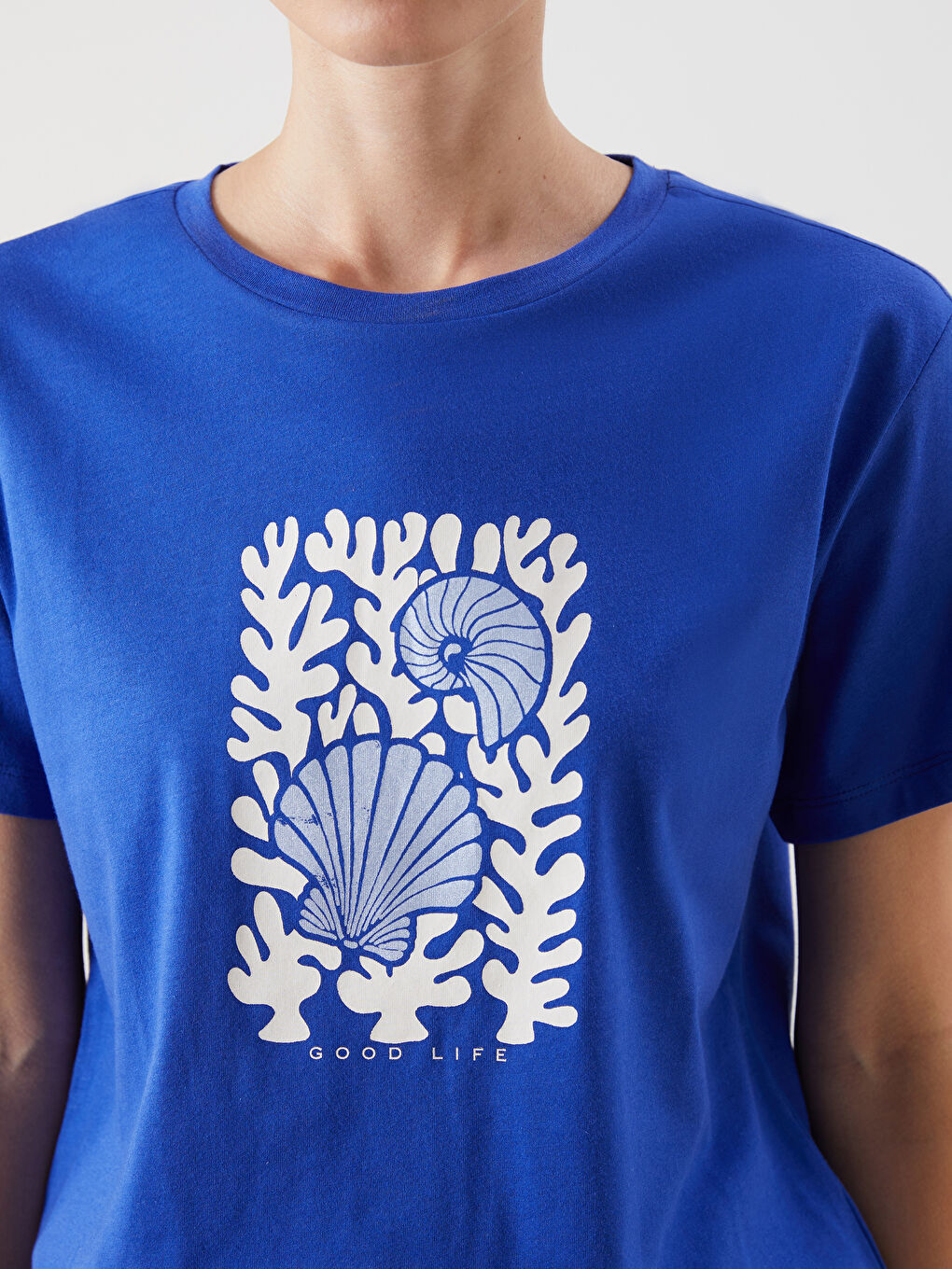 Crew Neck Floral Women's T-Shirt-2
