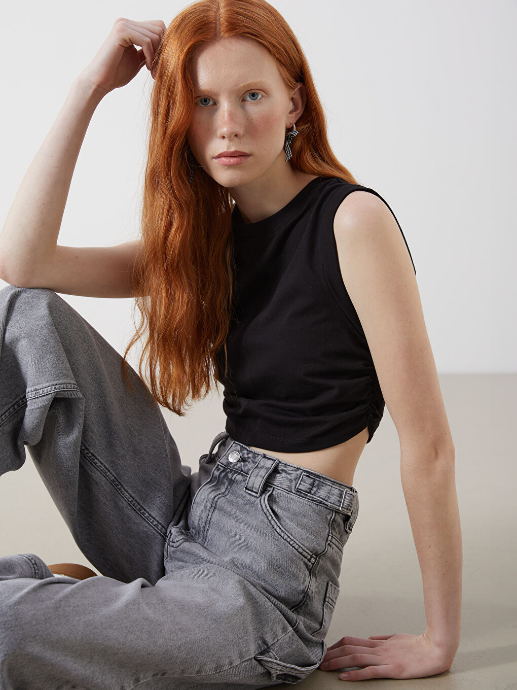 Crew Neck Ruched Crop