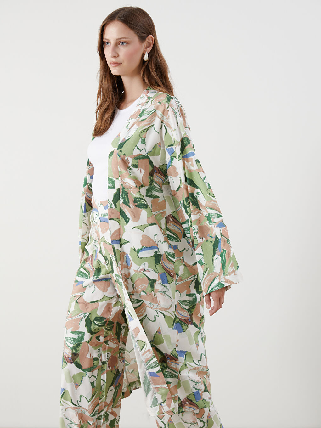 Kimono Oversize à Motifs Floraux avec Col Châle pour Femmes