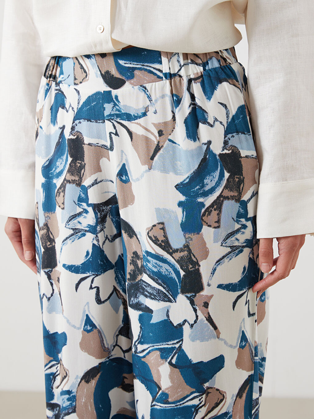 Elasticated Waist Floral Women's Trousers-2