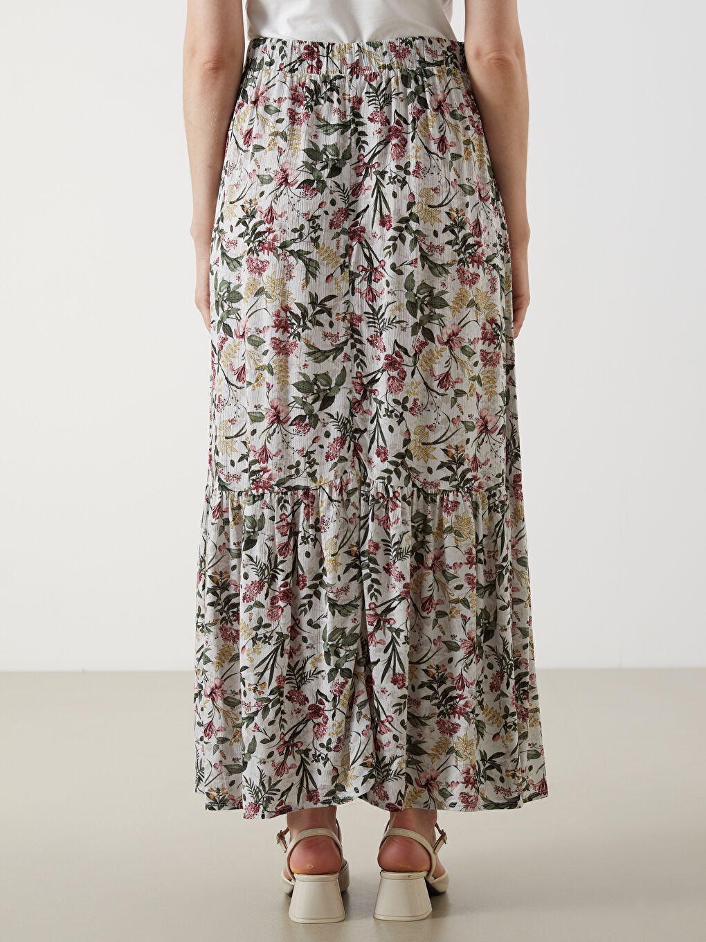 Elasticated Waist Floral A-Line Skirt -S5M275Z8-LQB
