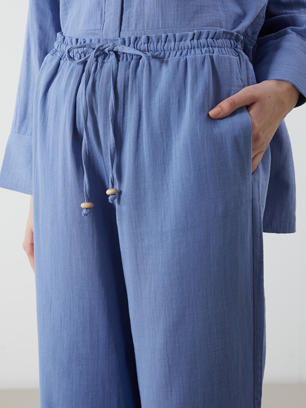 Mavi Beli Lastikli Geniş Paça Müslin Kadın Pantolon-2