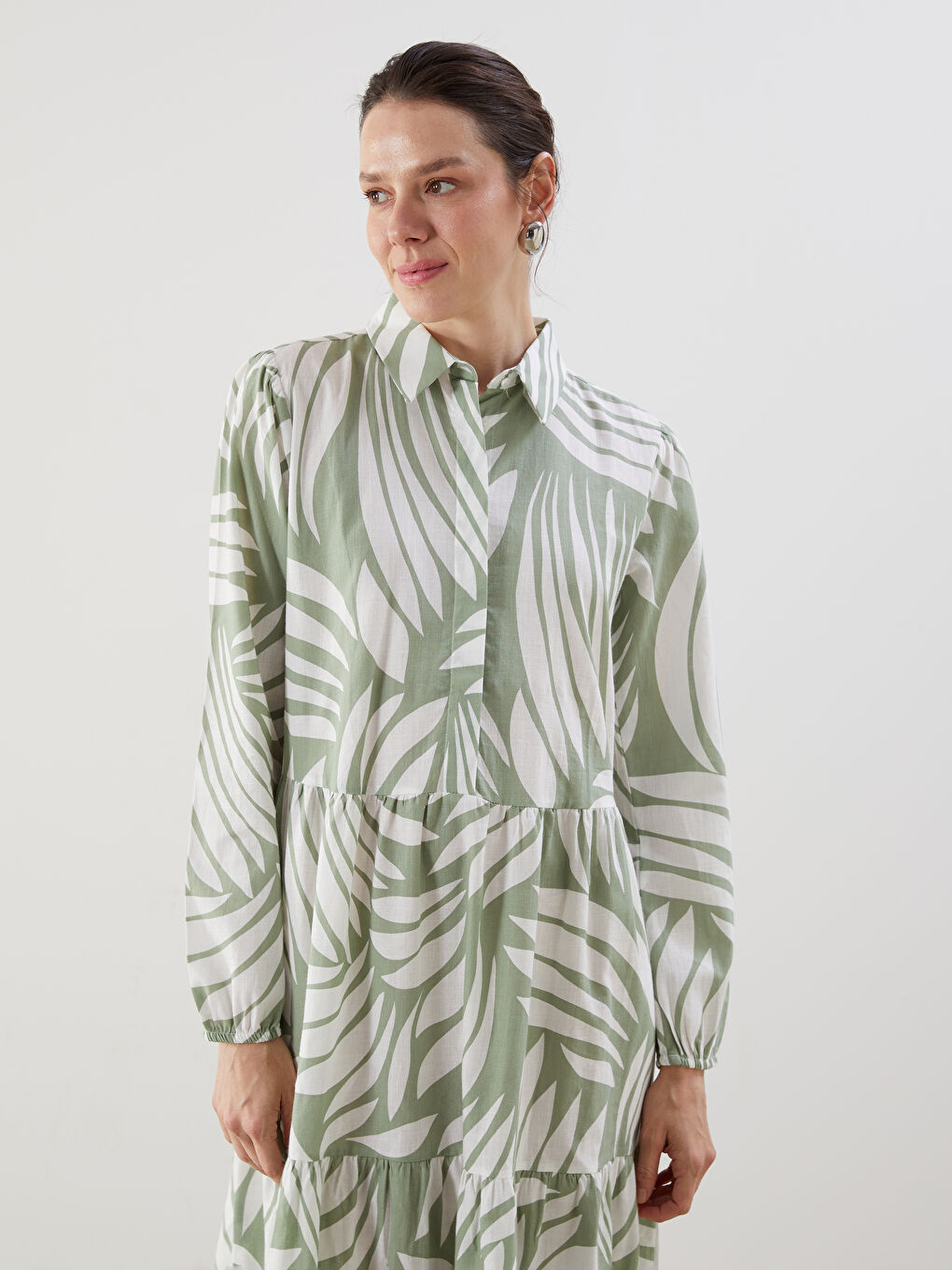 LCWAIKIKI Classic Collared Neck Patterned A-Line Dress -S5M305Z8-LRF