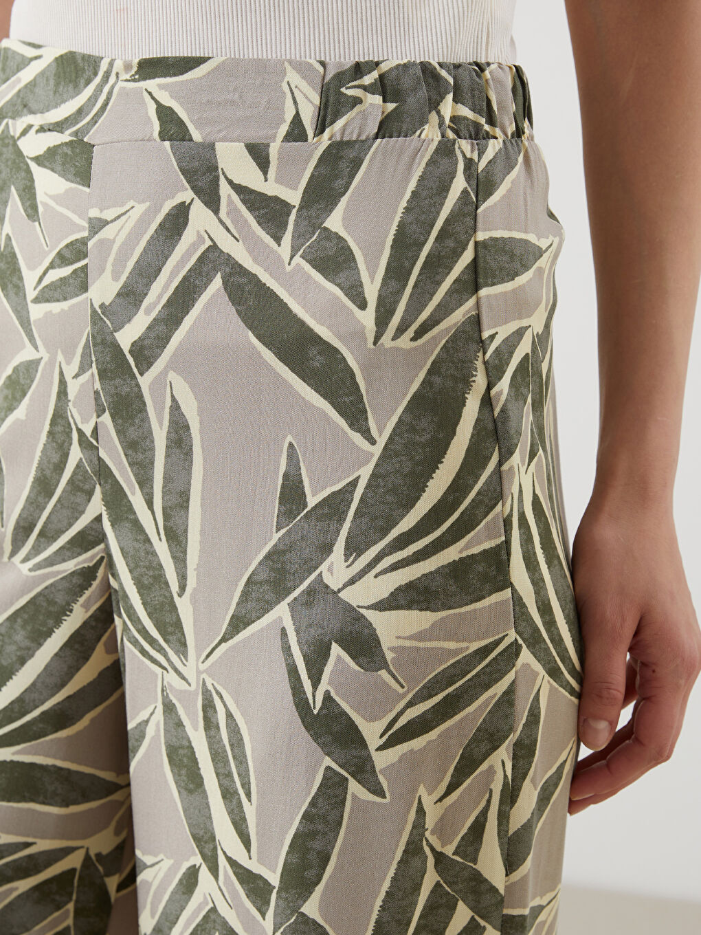 Elastic Waist Patterned Women's Trousers -S5M338Z8-LRK