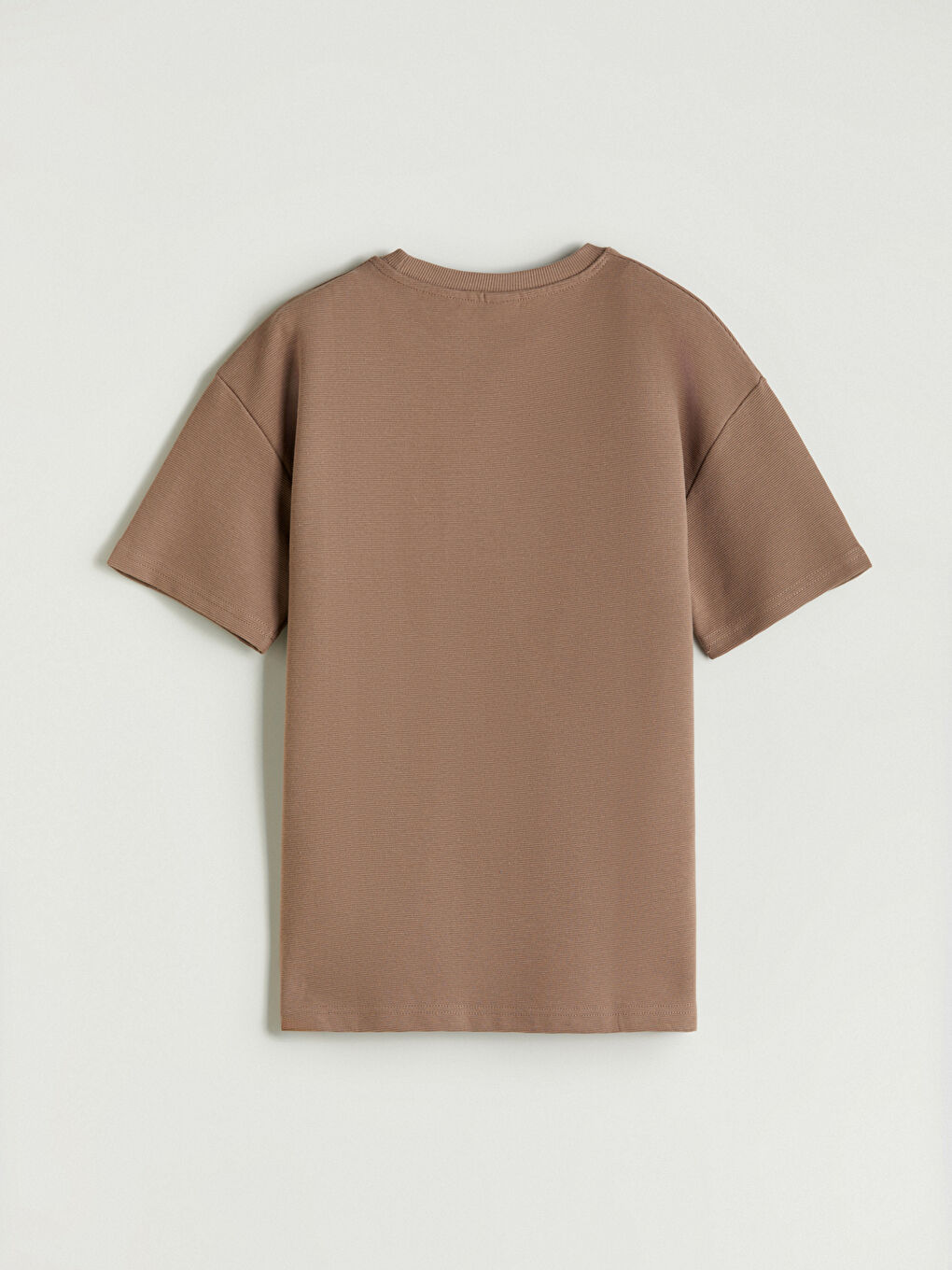 تيشيرت أساسي بياقة دائرية للأولاد-1