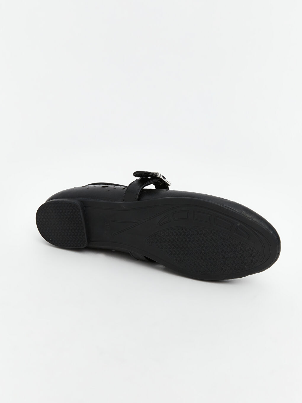 پێڵاوی بالێ ڕه‌ش ئافرەت -S5M422Z8-CVL