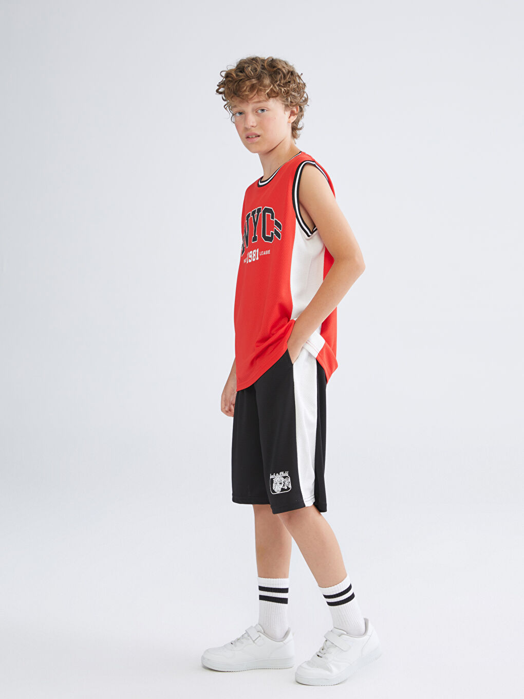 Siyah Beli Lastikli Erkek Çocuk Şort-1