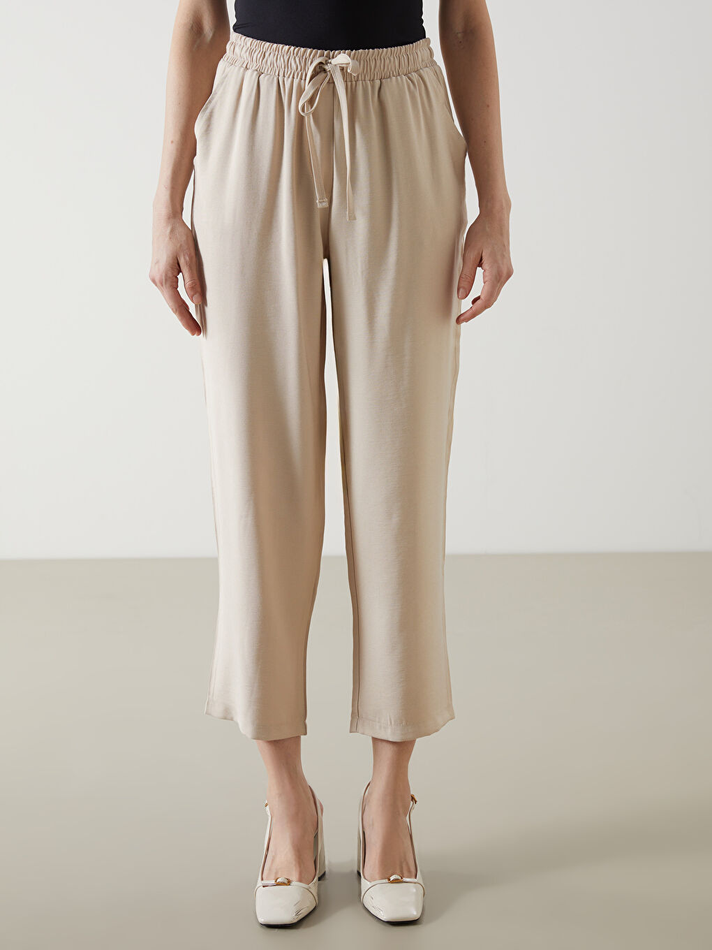 Ekru Beli Lastikli Kadın Pantolon-1