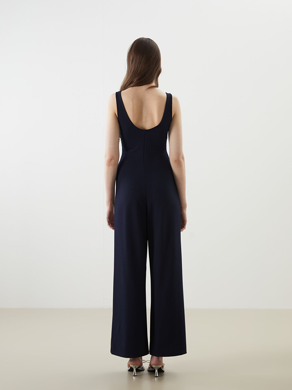 Lacivert U Yaka Geniş Paça Krep Tulum-3