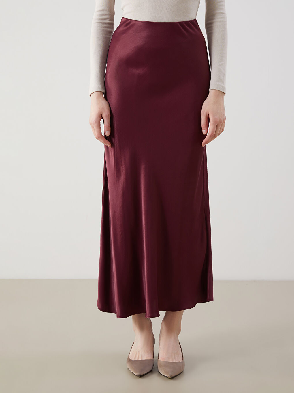 Standard Fit Satin Women's Skirt -S5M688Z8-CZF