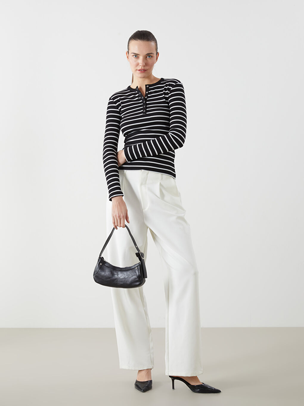 Crew Neck Striped Women T-Shirt -S5M704Z8-LEG
