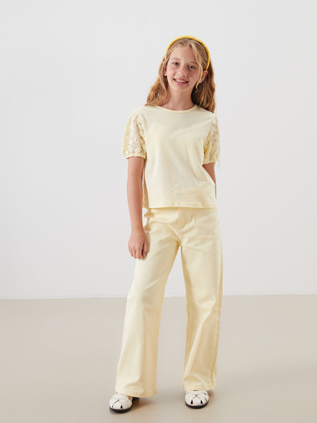 LCW Kids Crew Neck Girls' T-Shirt -S5M824Z4-FDS