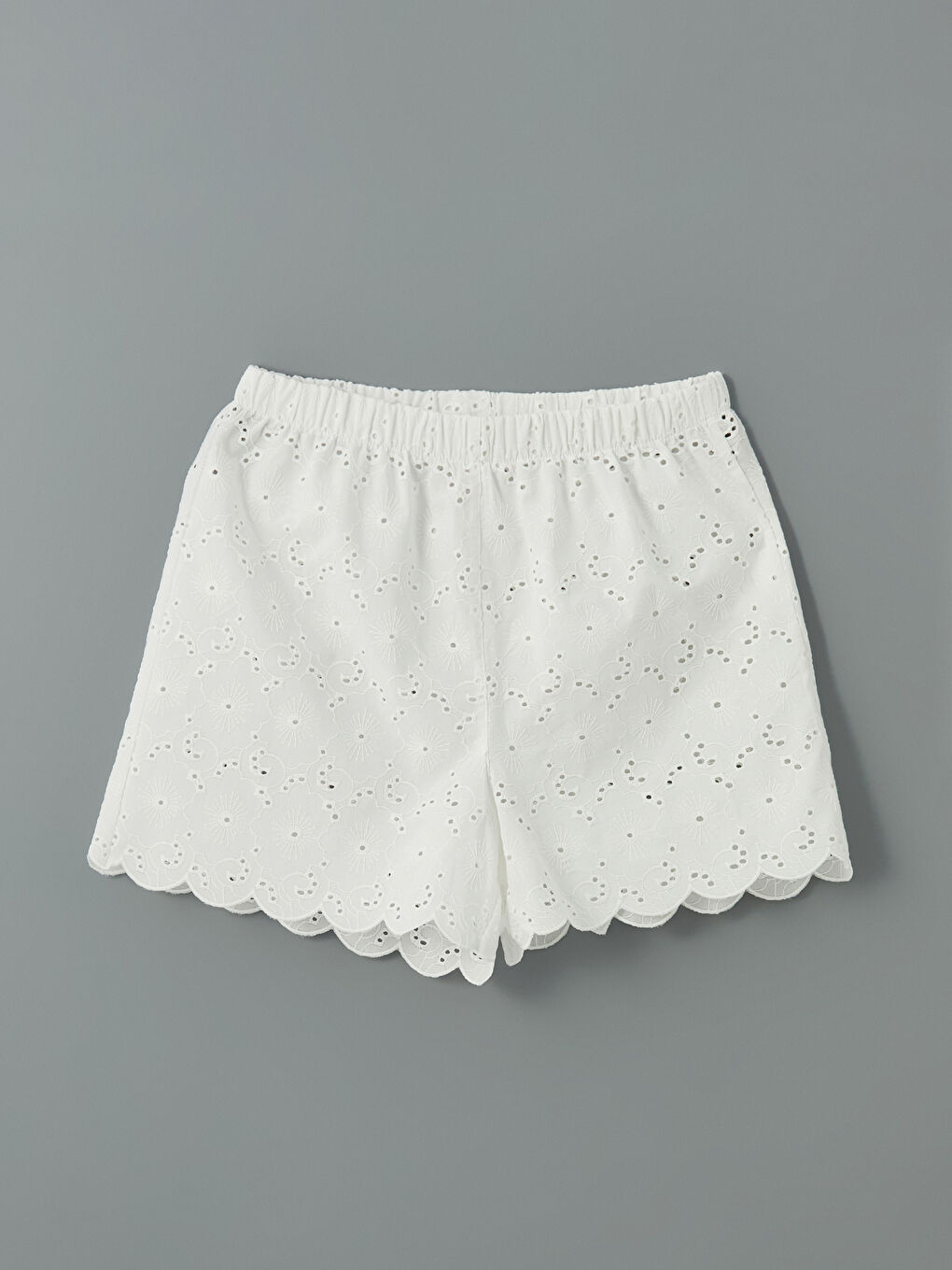 Beyaz Ajurlu Kadın Şort Pijama Altı